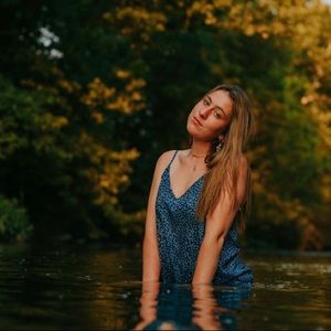 Meet your Posher, Catherine